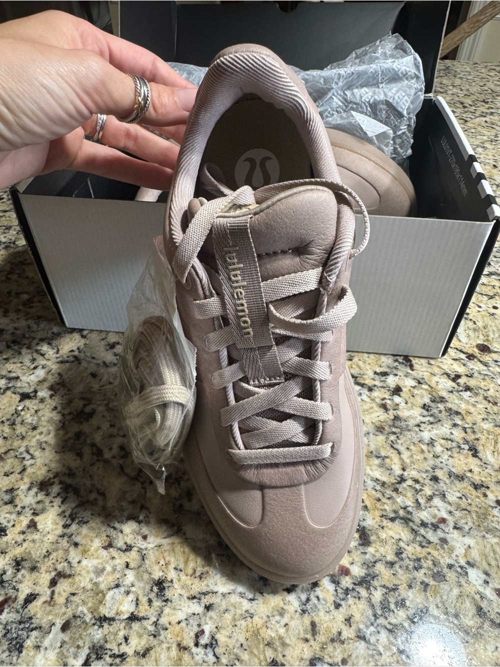 NWT Lululemon athletica Blush Pink Women's Low-Top Lace-Up W Cityverse Sneaker - Picture 3 of 10